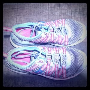Women's size 8.5 sneakers